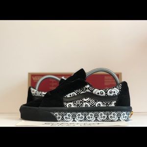 Vans Sk8-Low (Dia De Los Muertos) “Black/True White”